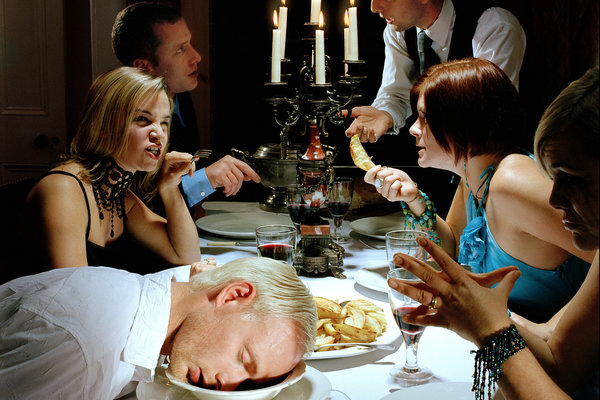 personal-space-thanksgiving-dinner